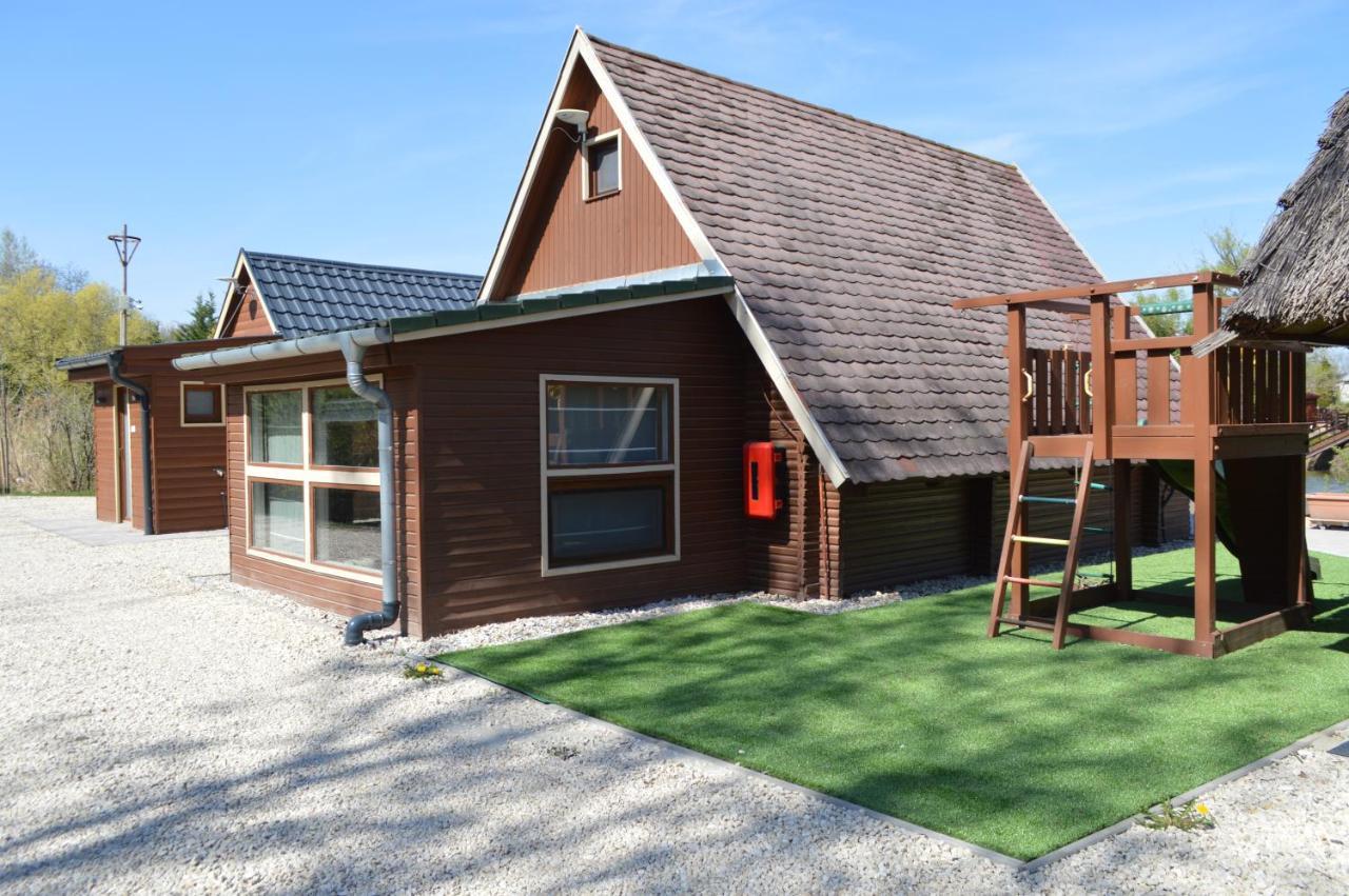 Intertranscoop Lake House Vámosszabadi Екстериор снимка