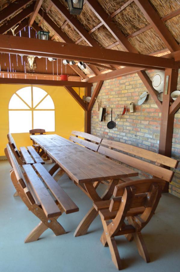 Intertranscoop Lake House Vámosszabadi Екстериор снимка
